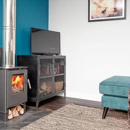 Вилла Stargazing Retreat Merton  Экстерьер фото