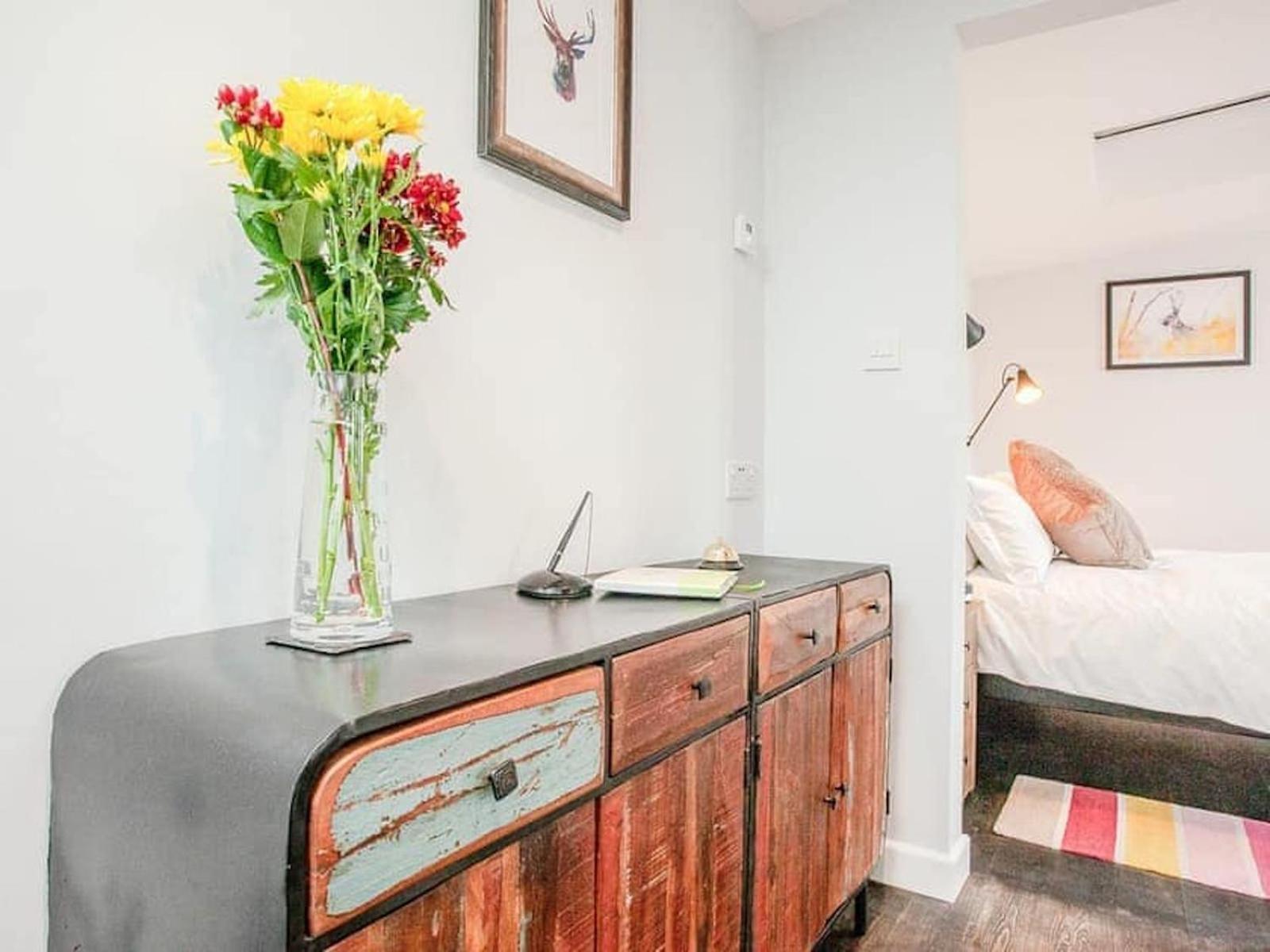 Вилла Stargazing Retreat Merton  Экстерьер фото