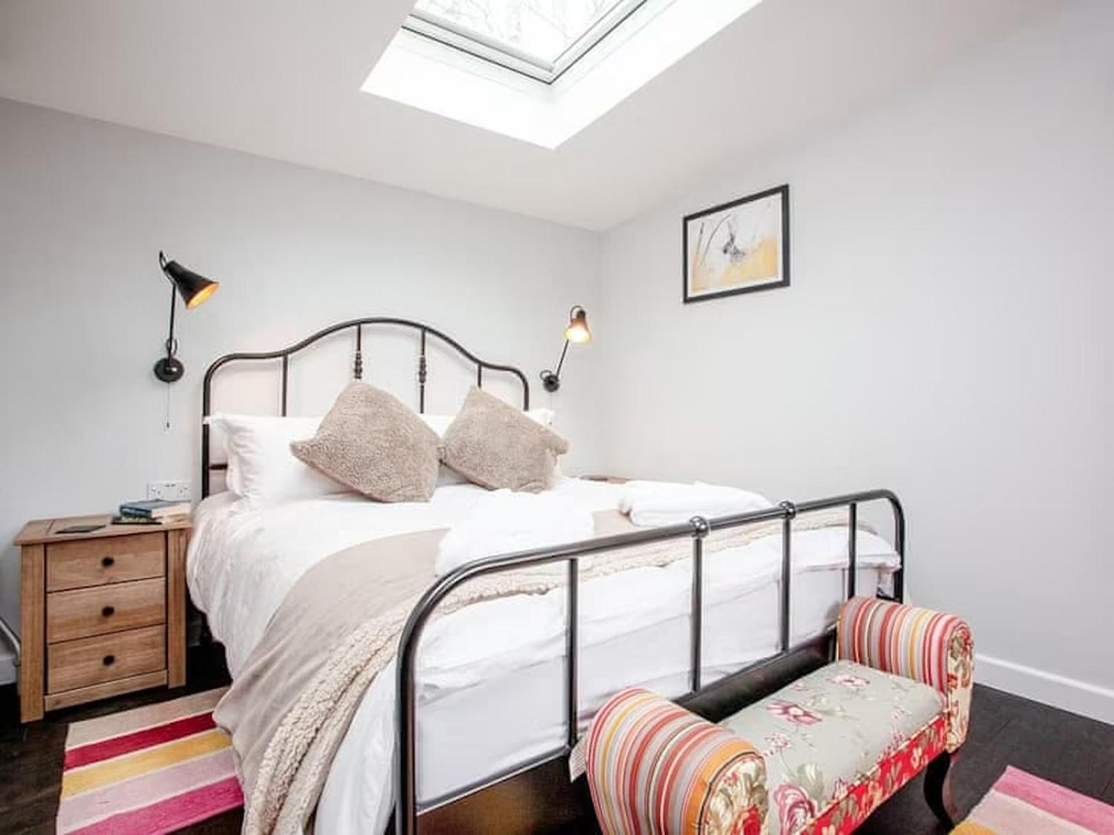 Вилла Stargazing Retreat Merton  Экстерьер фото